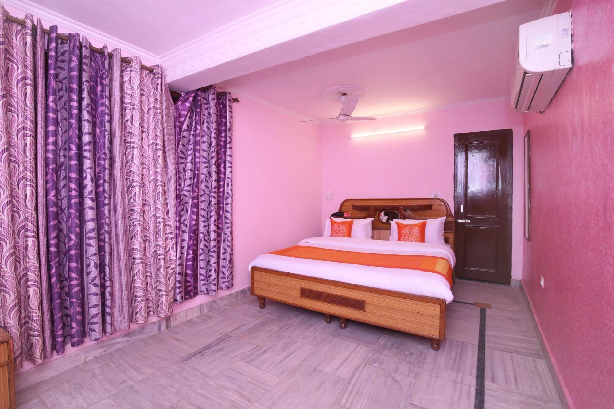 Super Hotel O Rajesh Palace Chandīgarh Exterior foto